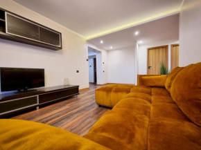 River Family Apartment